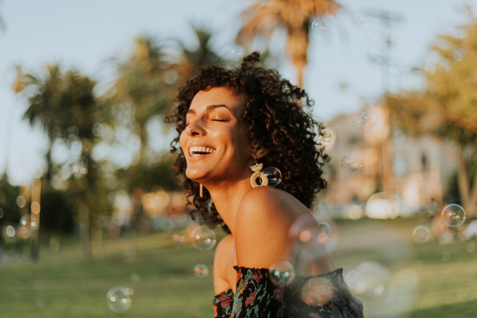 Life With Invisalign: Day-by-Day Expectations From Real Patients 2 Life With Invisalign Day by Day Expectations From Real Patients scaled