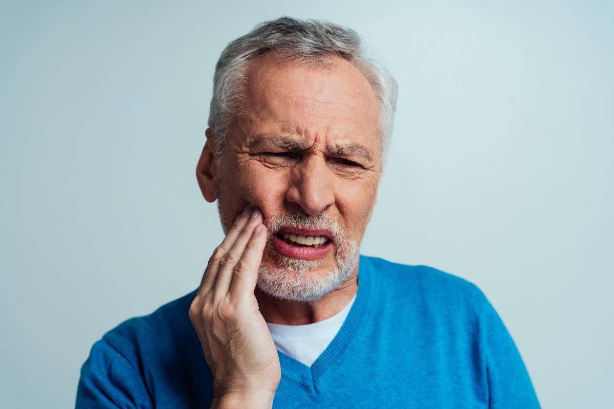 Constant Tooth Pain? When a Dental Implant May Be the Right Solution 5 Constant Tooth Pain? When a Dental Implant May Be the Right Solution